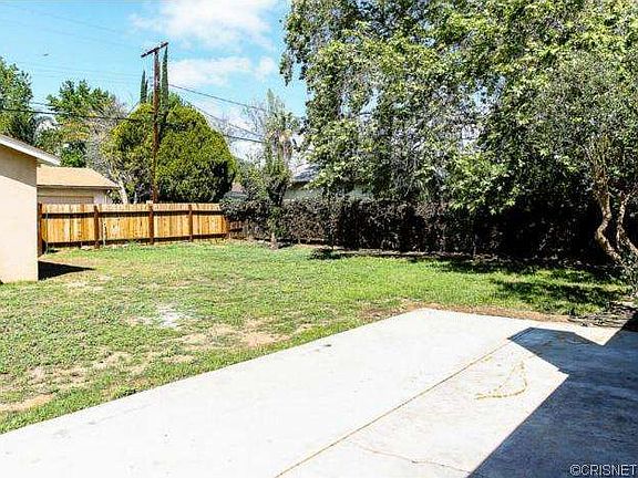 4th image of 8839 Woodley Ave