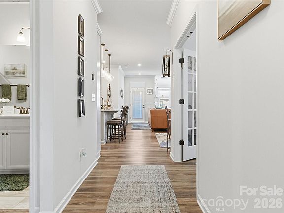 5th image of 1411 Ainslie Place Rd