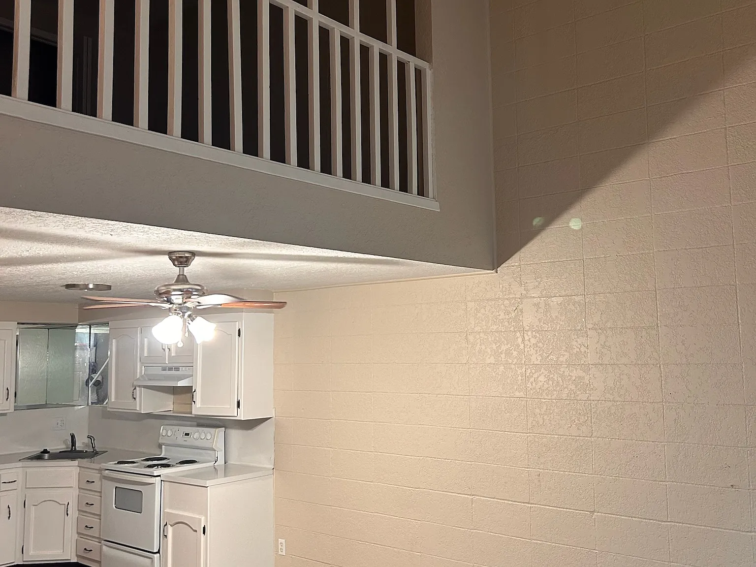111 Leonard St — Photo 3