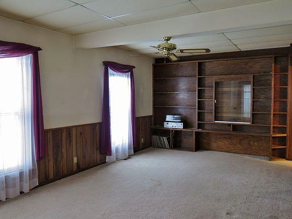 4th image of 812 15th St