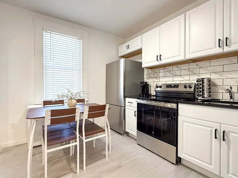 243 Lincoln Ave #3 — Photo 19