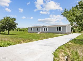 145 Oak Manor Rd, Rayne, LA 70578