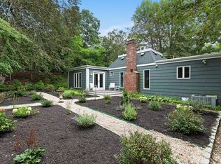 311 Little Fresh Pond Rd, Southampton, NY 11968