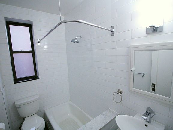 2nd image of 65 2nd Ave APT 5H