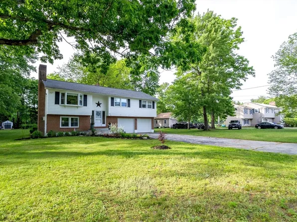 7 Alvirne Dr, Hudson, NH 03051