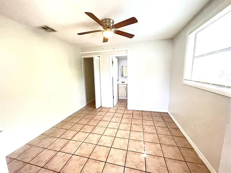 2610 Durham St #B — Photo 6