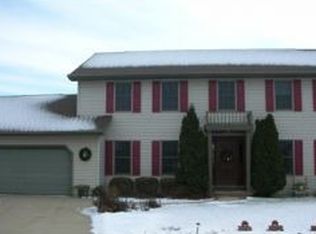 3043 Wyldeflower Ct, Oshkosh, WI 54904