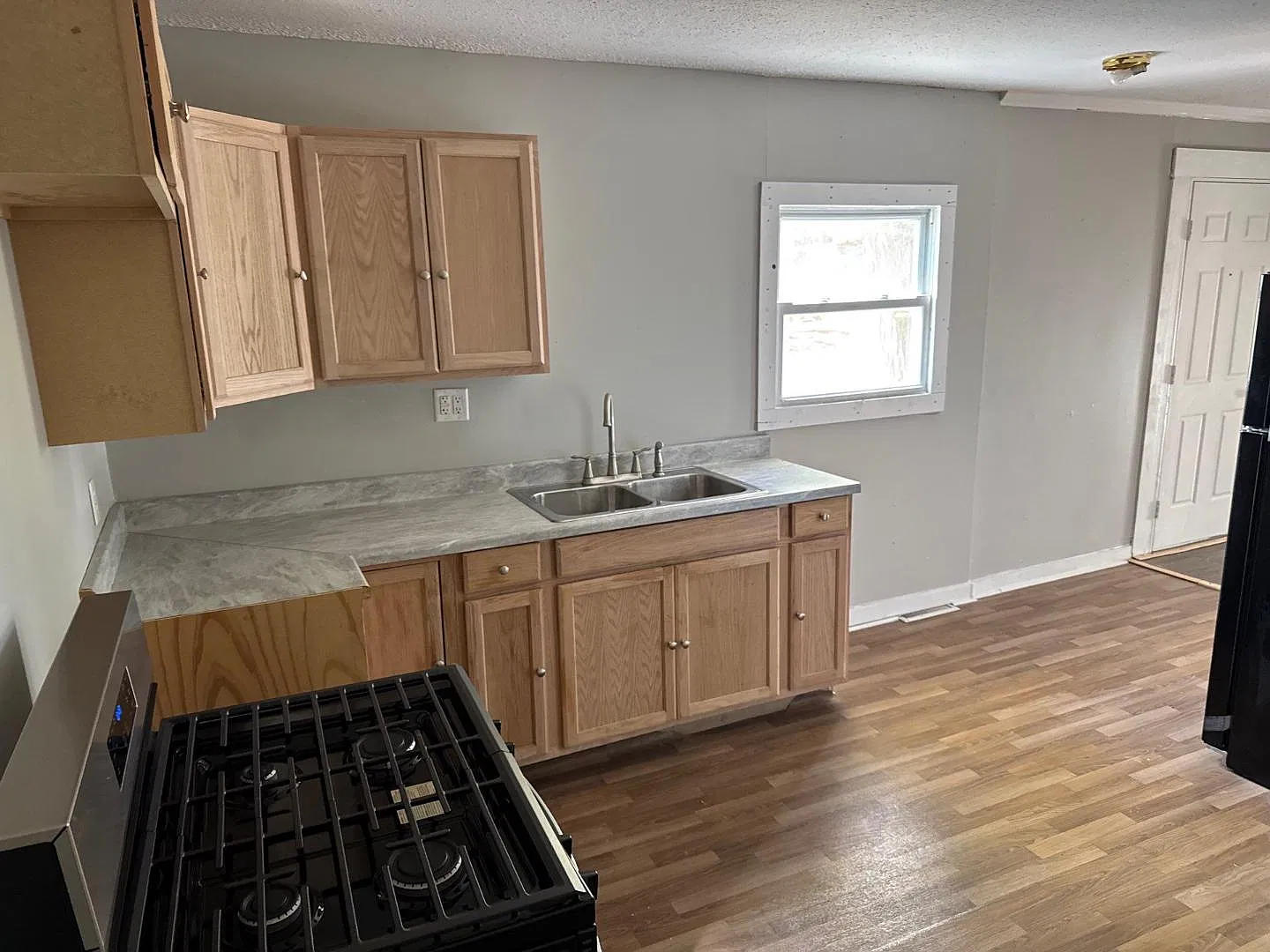 4537 Gaywood Dr — Photo 4
