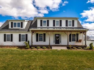 2 Jessie Ln E, Broad Brook, CT 06016