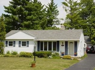 2690 Woodstock Rd, Upper Arlington, OH 43221