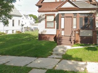 2822 N 9th St, Milwaukee, WI 53206