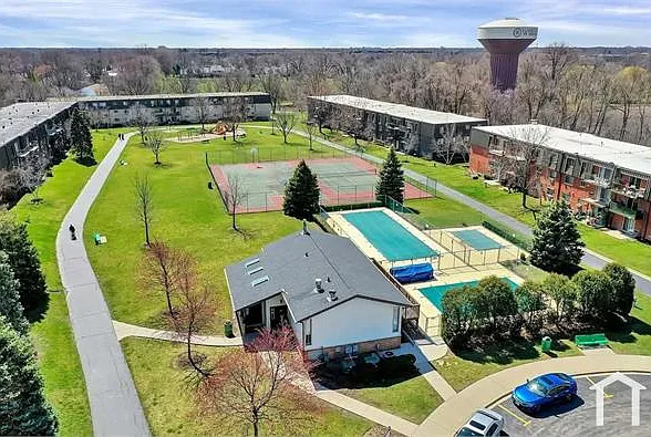 1 bed, 950 sqft, $1,450 — Photo 4
