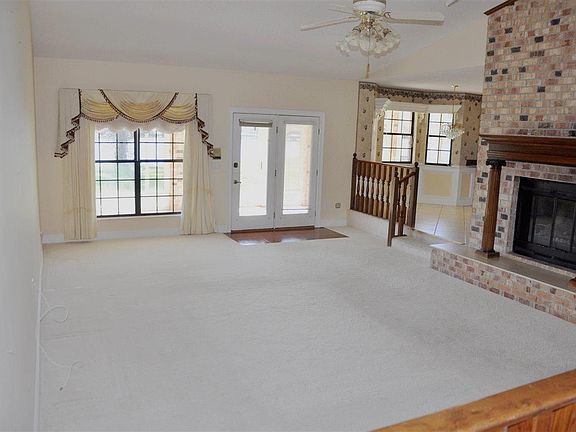 5th image of 6567 Lake Charlene Dr