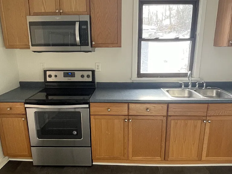 319 N Balph Ave — Photo 32