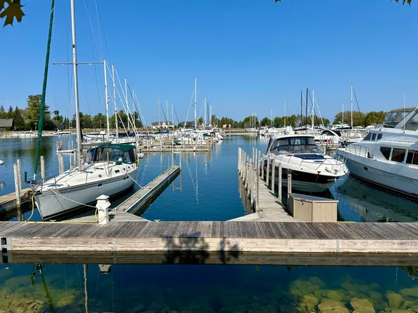 57 Boat Club Dr, Cheboygan, MI 49721
