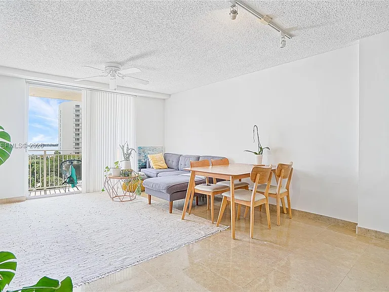 770 Claughton Island Dr #6 — Photo 18