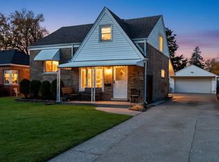 334 Maple Ln, Hillside, IL 60162