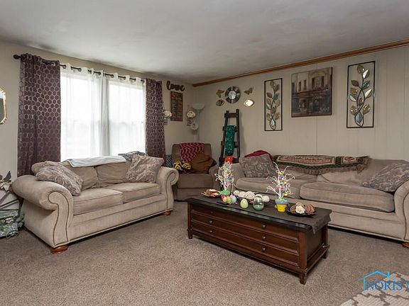 3rd image of 4216 Northshire Dr