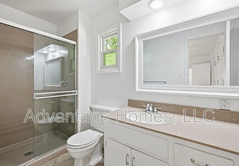 7228 Linden St — Photo 26