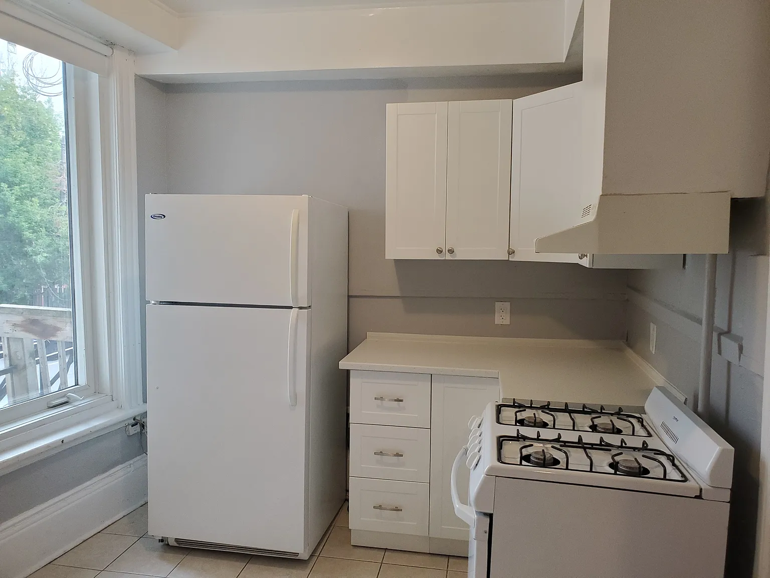 339 James Street — Photo 2
