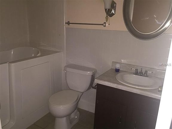 4th image of 5401 Hansel Ave APT G1