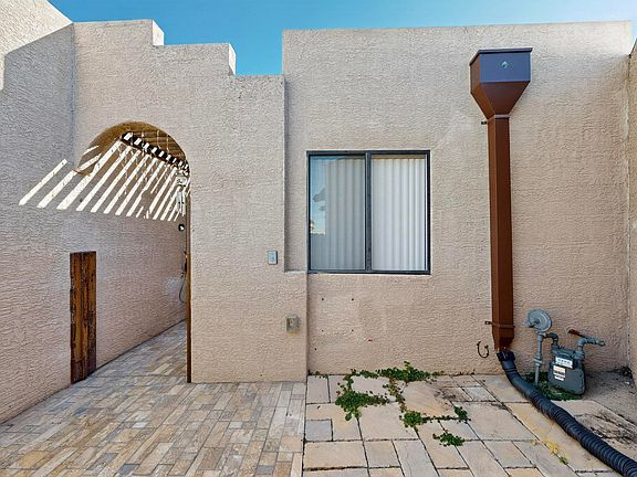 3rd image of 1101 Calle Del Valle