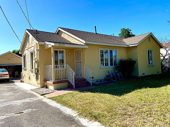 Drive Way and Garage