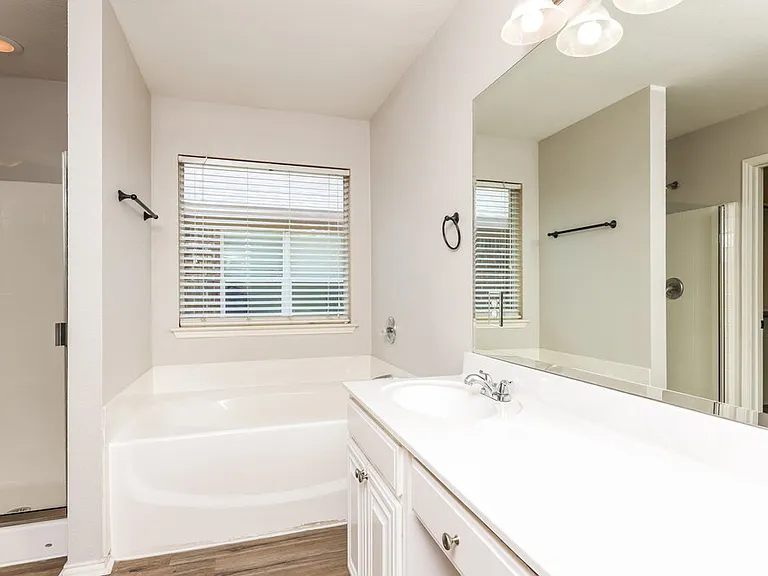 4525 Grainland Ct — Photo 11