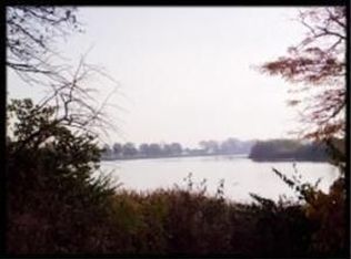 9527-9529 W Portage River South Rd, Oak Harbor, OH 43449