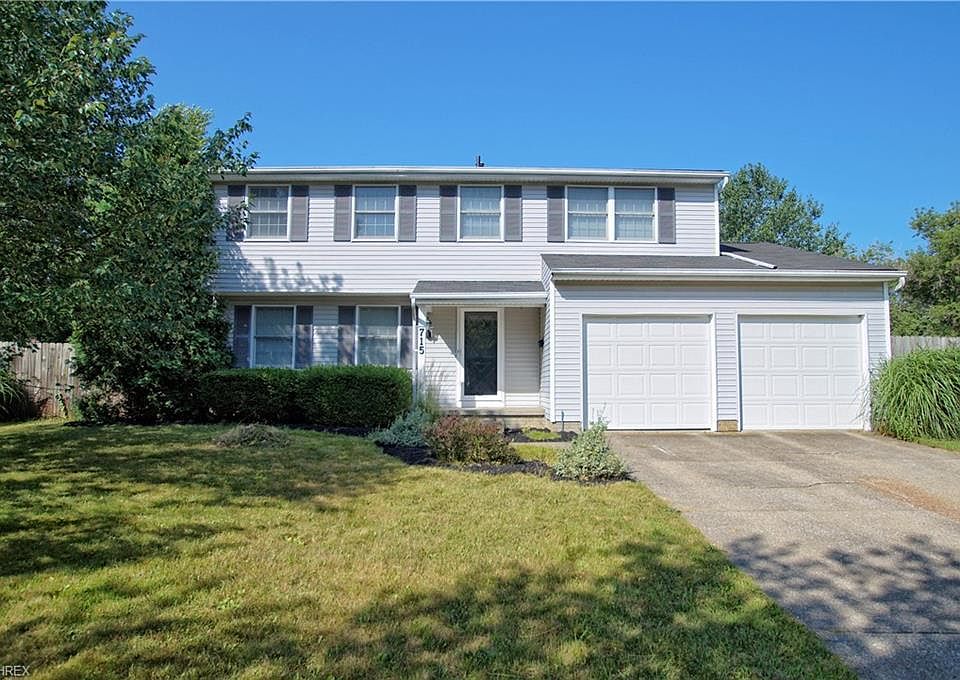 1st image of 715 Fairfax Dr
