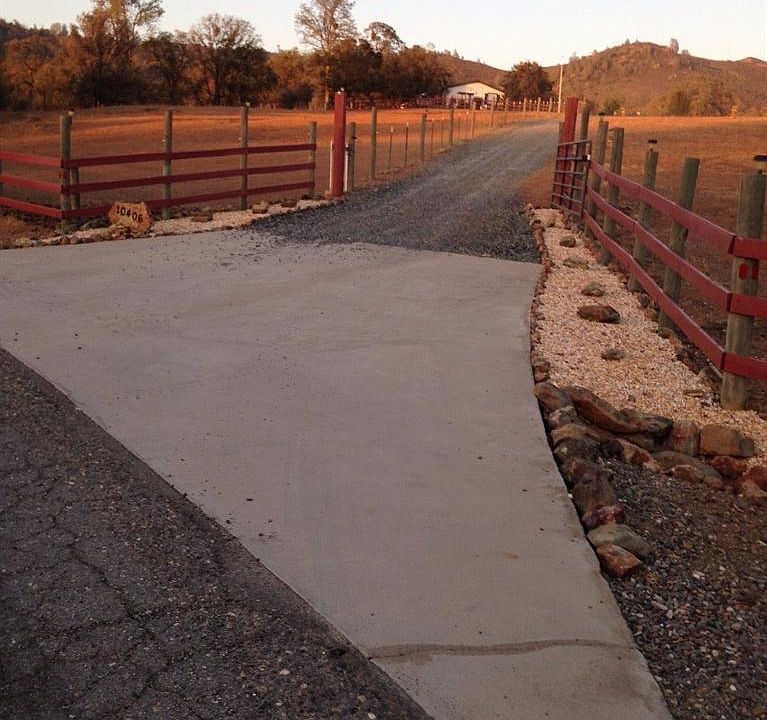 1st image of 10406 Chapulin Way
