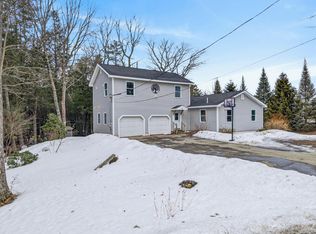 66 Mallett Drive, Topsham, ME 04086