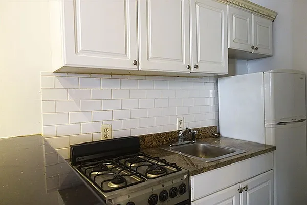 Rented by Corcoran | media 10