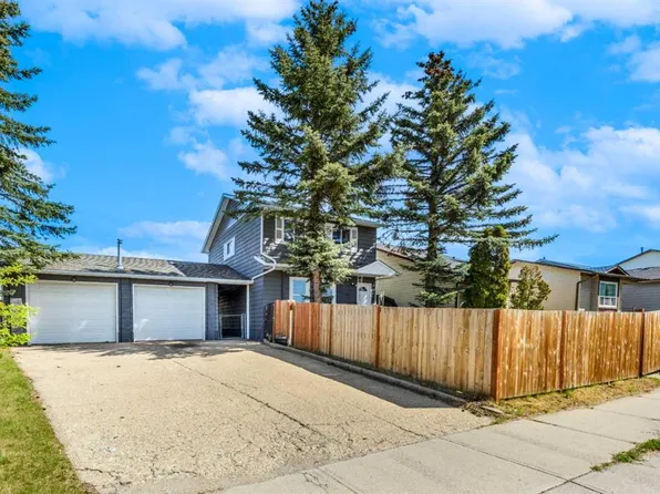120 S Whitefield Dr NE, Calgary, AB T1Y 5X2