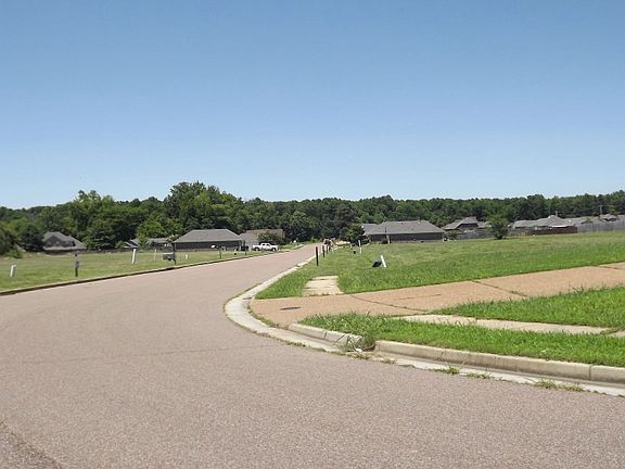 4th image of 9227 Crimson Mill Dr