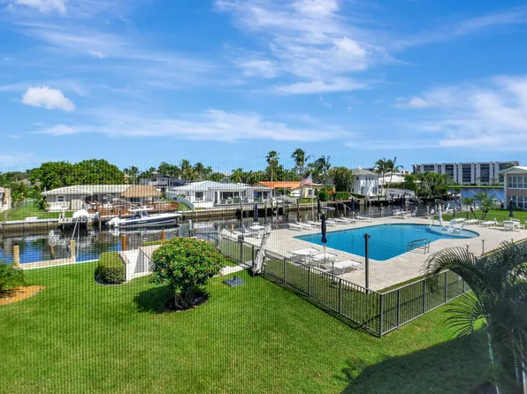 701 NE Harbour Terrace #205, Boca Raton, FL 33431