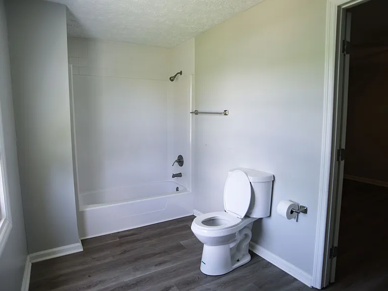 124 Lee Road 296 #124B — Photo 14