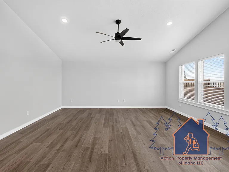 2079 S Border Way — Photo 3