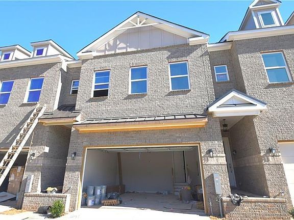 3rd image of 3368 Sarah Trl #5