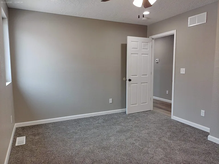 1618 N Buffalo Bill Ave — Photo 9