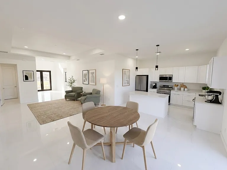 3032 NW 41st Ave — Photo 1