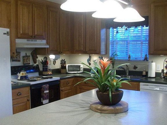 5th image of 4807 Lori St