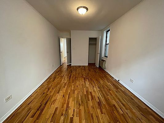 4th image of 27 E 13th St #3I