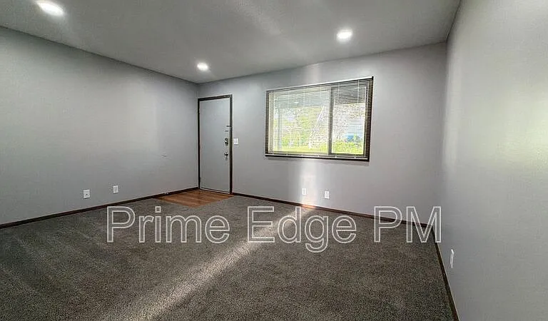 4520 Calvert St #2 — Photo 5