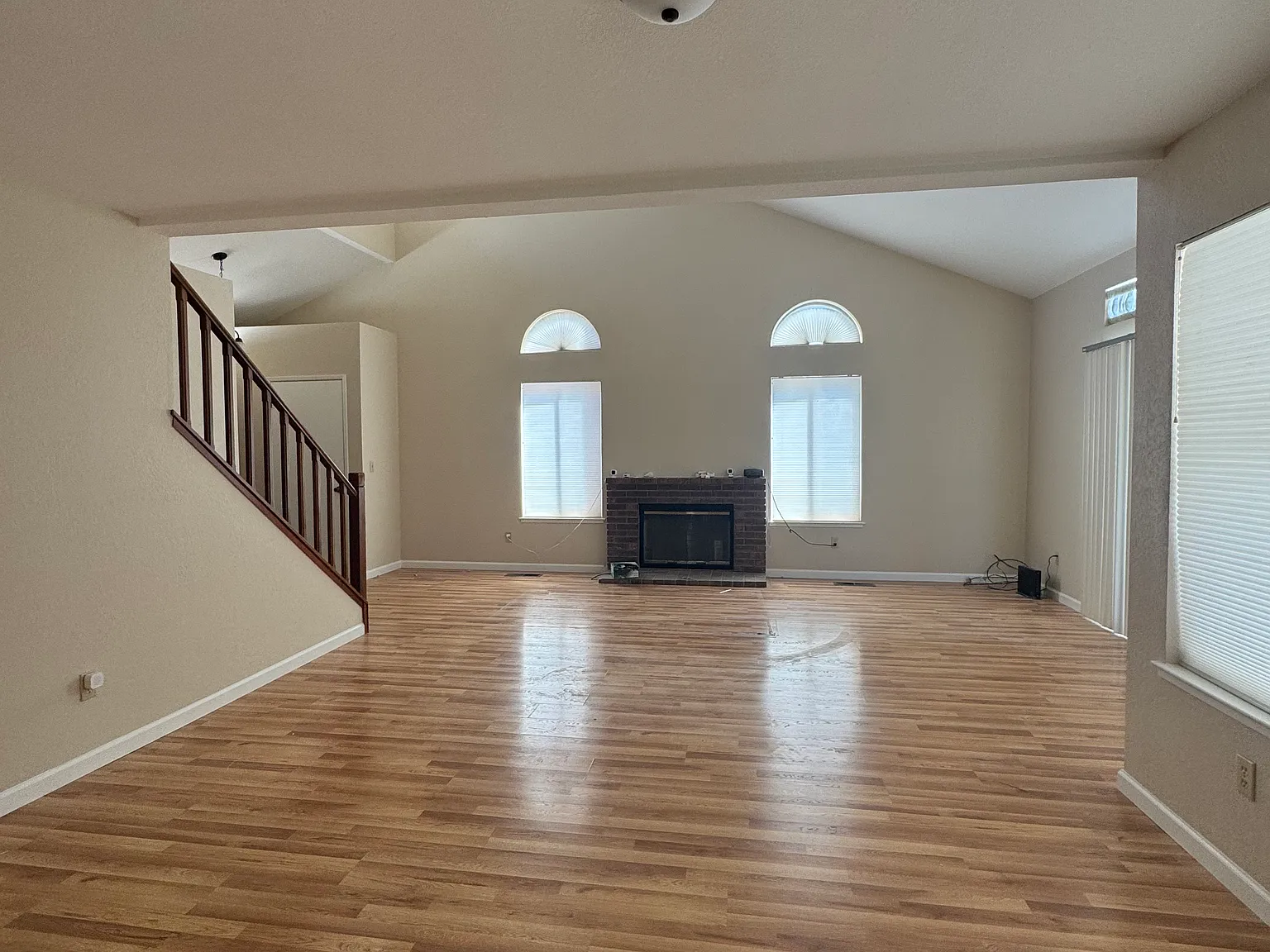 4 bed, 1622 sqft, $3,500 — Photo 3