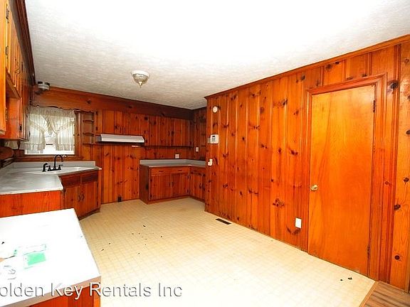 3rd image of 2809 E Ash St