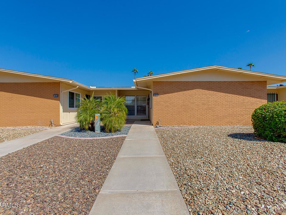 1st image of 10822 W Santa Fe Drive