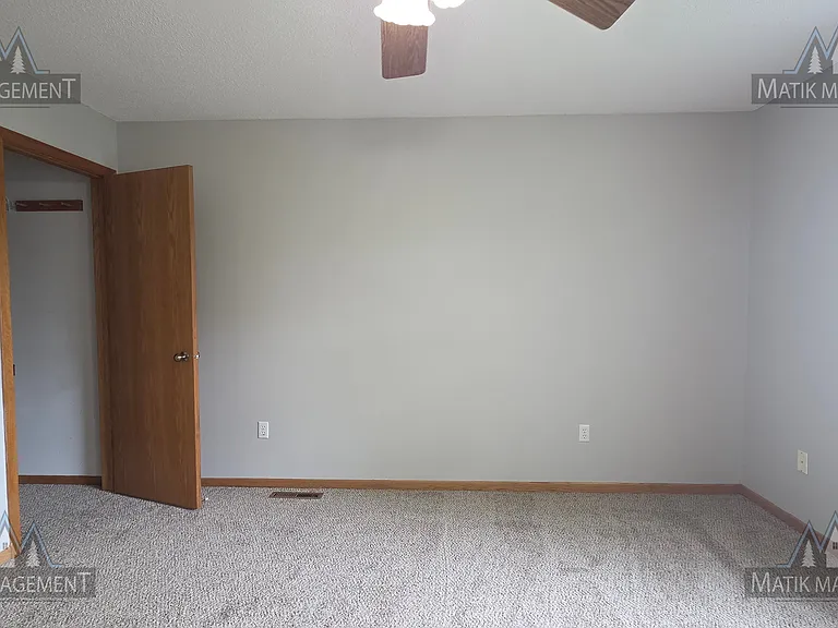 5605 Nancy Ln NW — Photo 16