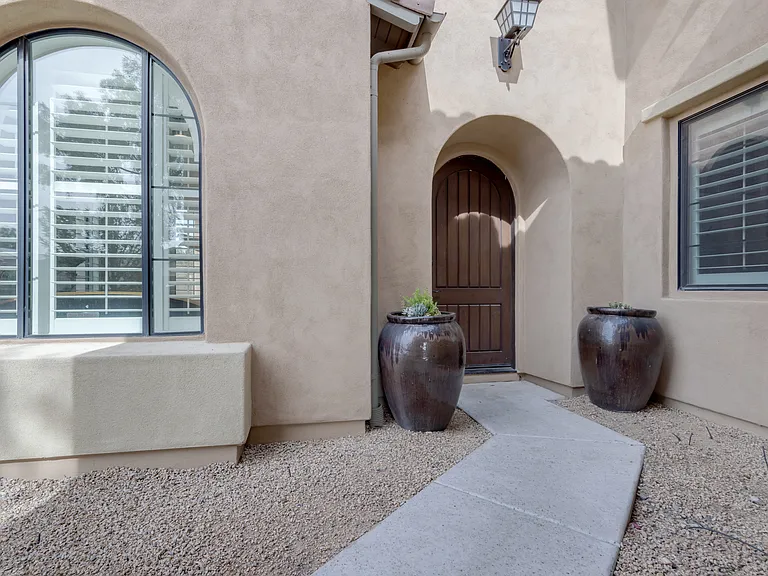 W Coronado Rd — Photo 22