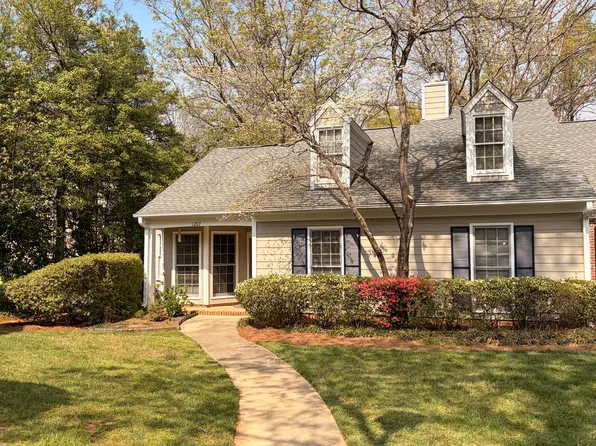 1207 Berley Ct, Raleigh, NC 27609